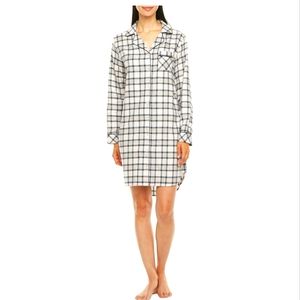 Liz Claiborne Flannel Long Sleeve Nightshirt